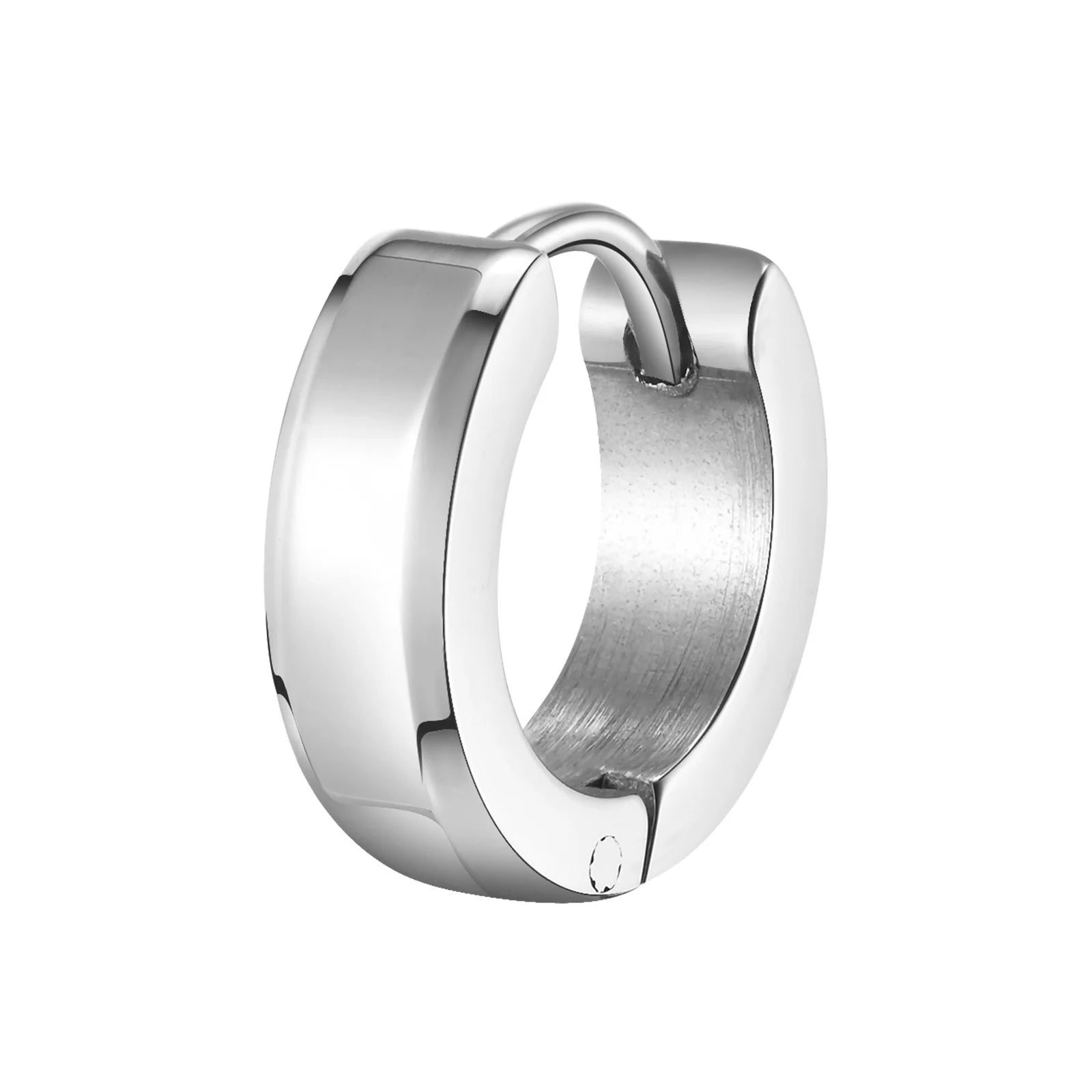 Hypoallergenic stud earrings in stainless steel – ideal for sensitive skin